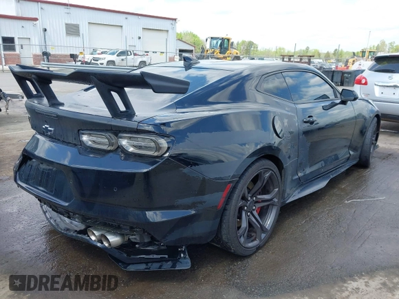 2019 Chevrolet Camaro 2SS with VIN 1G1FG1R70K0126995, listed as a IAAI auction lot 41946655 with 40,423 mi miles and . Bid and sale history available at DreamBid. Image 4.