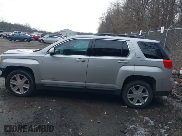2011 GMC Terrain SLT-1 with VIN 2CTFLUE58B6331811, listed as a IAAI auction lot 41481352 with 133,283 mi miles and . Bid and sale history available at carsss.com. Image 14.