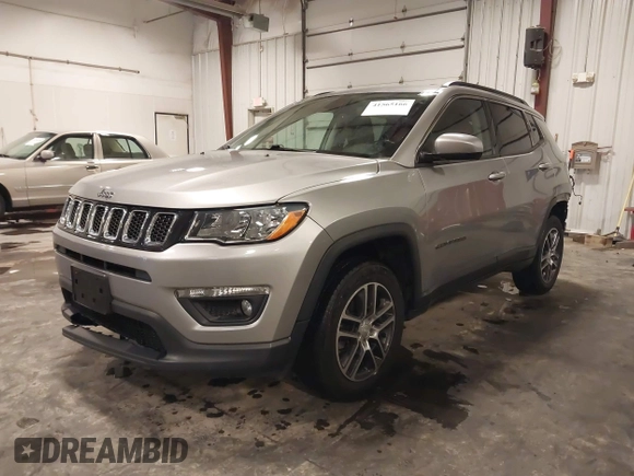 2019 Jeep Compass Latitude with VIN 3C4NJDBB6KT812711, listed as a IAAI auction lot 41565166 with 69,582 mi miles and . Bid and sale history available at carsss.com. Image 20.
