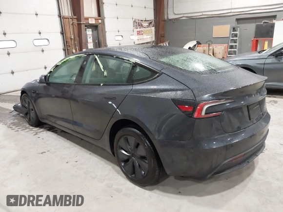 2025 Tesla Model 3 Long Range with VIN 5YJ3E1EB4SF913766, listed as a IAAI auction lot 41975164 with 3,099 mi miles and . Bid and sale history available at DreamBid. Image 3.