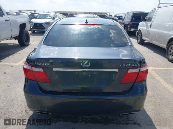 2008 Lexus LS 460 L z VIN JTHGL46F885026836, wystawiony jako IAAI lot #41881113 z przebiegiem 124 883 mil mil oraz . Historia ofert i sprzedaży dostępna na DreamBid. Obrazek 16.