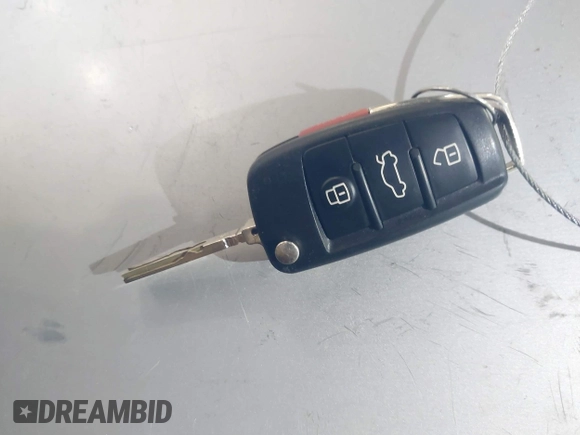 2020 Audi Q3 Premium with VIN WA1AECF31L1098425, listed as a IAAI auction lot 41640806 with 100,462 mi miles and . Bid and sale history available at DreamBid. Image 11.