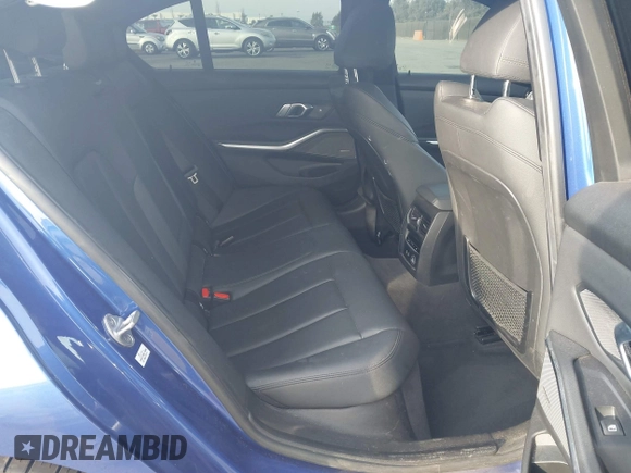 2019 BMW 3 Series 330i xDrive with VIN WBA5R7C50KAE82705, listed as a IAAI auction lot 41233898 with 69,505 mi miles. Bid and sale history available at carsss.com. Image 8.