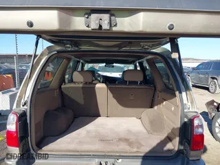 2001 Toyota 4Runner Limited with VIN JT3HN87R119045716, listed as a IAAI auction lot 41681981 with 256,136 mi miles. Bid and sale history available at carsss.com. Image 17.