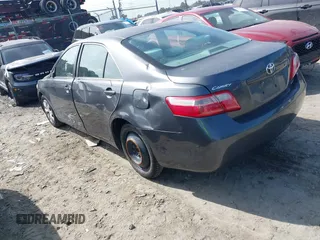 2007 Toyota Camry CE z VIN 4T1BE46K07U102536, wystawiony jako IAAI lot #41629462 z przebiegiem 149 768 mil mil oraz . Historia ofert i sprzedaży dostępna na DreamBid. Obrazek 3.