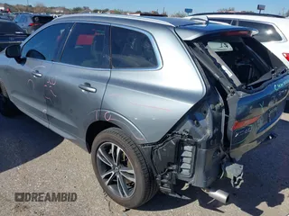 2020 Volvo XC60 Momentum with VIN YV4A22RK7L1586688, listed as a IAAI auction lot 41257331 with 38,393 mi miles and . Bid and sale history available at DreamBid. Image 3.