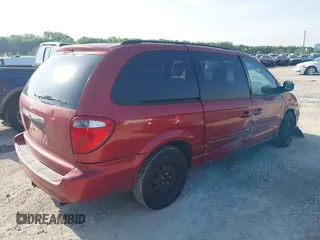 2007 Chrysler Town & Country LX z VIN 2A4GP44R87R190635, wystawiony jako IAAI lot #42279176 z przebiegiem 115 920 mil mil oraz . Historia ofert i sprzedaży dostępna na DreamBid. Obrazek 4.