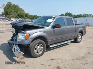 2014 Ford F-150 XL with VIN 1FTFW1CF2EKF75517, listed as a IAAI auction lot 40534480 with 121,035 mi miles. Bid and sale history available at carsss.com. Image 17.