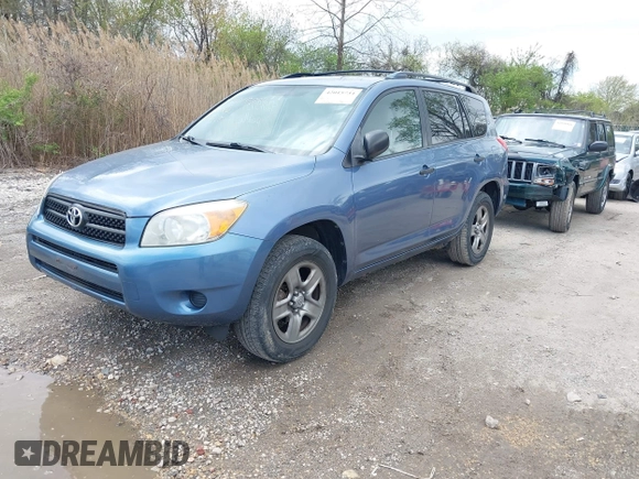 2007 Toyota RAV4 with VIN JTMBD33V575057166, listed as a IAAI auction lot 42015734 with 202,862 mi miles. Bid and sale history available at carsss.com. Image 2.