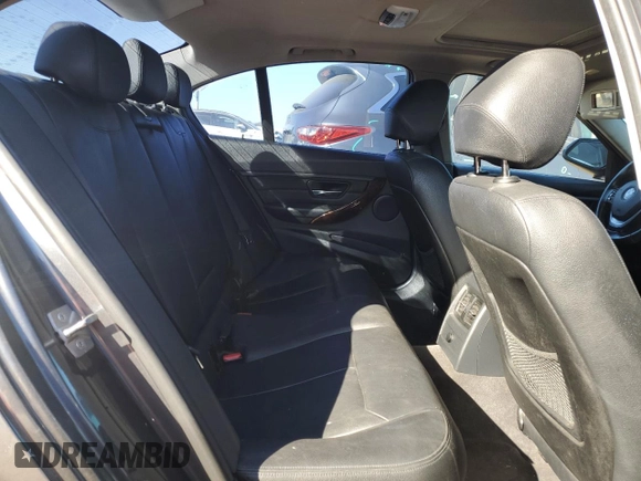 2014 BMW 3 Series 328i with VIN WBA3C1C58EK105802, listed as a Copart auction lot 86872704 with 161,548 mi miles and Clean title. Bid and sale history available at DreamBid. Image 10.