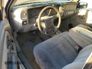 1998 Chevrolet Silverado 1500 with VIN 2GCEC19M8W1262449, listed as a Copart auction lot 82245674 with 167,928 mi miles and Salvage Title. Bid and sale history available at DreamBid. Image 8.