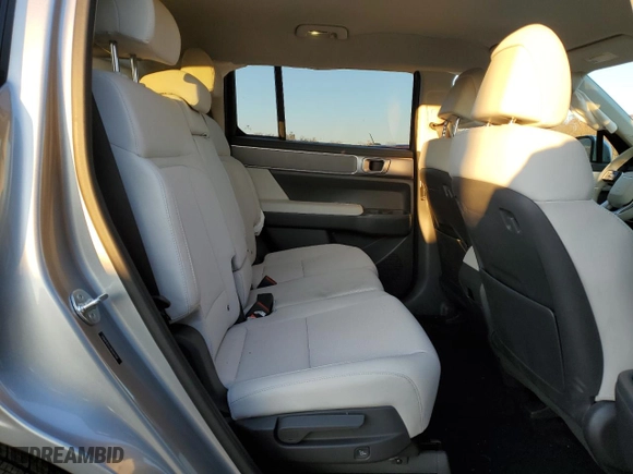 2024 Hyundai Santa Fe SE with VIN 5NMP1DGL2RH041388, listed as a Copart auction lot 83158884 with 4,946 mi miles and Salvage Title. Bid and sale history available at carsss.com. Image 12.