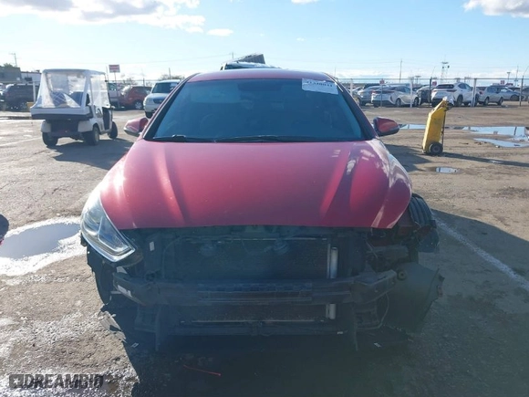 2019 Hyundai Sonata Sport with VIN 5NPE34AF2KH787482, listed as a IAAI auction lot 41540041 with 127,873 mi miles. Bid and sale history available at carsss.com. Image 13.