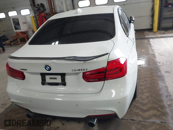 2017 BMW 3 Series 340i xDrive with VIN WBA8B7G55HNU37351, listed as a IAAI auction lot 41613308 with 102,280 mi miles and . Bid and sale history available at DreamBid. Image 16.