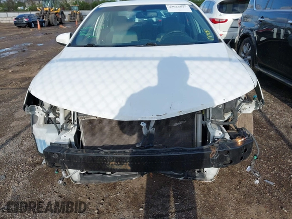 2014 Toyota Camry L with VIN 4T4BF1FK1ER424875, listed as a IAAI auction lot 42025877 with 113,919 mi miles. Bid and sale history available at carsss.com. Image 12.