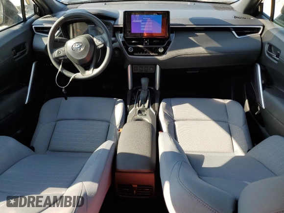 2025 Toyota Corolla Cross Hybrid S с VIN 7MUFBABG6SV077157, выставлен на аукционе Copart как лот 55625165 с пробегом 186 миль миль и Списание • Salvage title. История ставок и продаж доступна на DreamBid. Изображение 8.