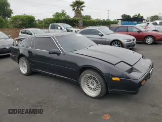 1987 Nissan 300ZX GS with VIN JN1HZ16S8HX121842, listed as a Copart auction lot 55560155 with 164,154 mi miles and Clean Title. Bid and sale history available at DreamBid. Image 4.