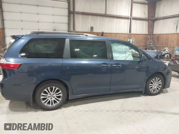 2018 Toyota Sienna XLE Auto Access Seat с VIN 5TDYZ3DC0JS943986, выставлен на аукционе IAAI как лот 42127483 с пробегом 71 515 миль миль и . История ставок и продаж доступна на DreamBid. Изображение 13.