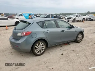 2012 Mazda 3 i Touring z VIN JM1BL1L70C1580749, wystawiony jako Copart lot #58774145 z przebiegiem 147 890 mil mil oraz Szkoda całkowita • Salvage title. Historia ofert i sprzedaży dostępna na DreamBid. Obrazek 3.