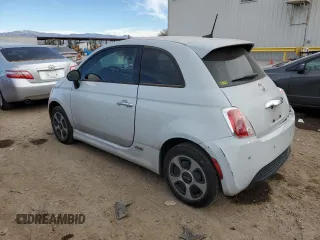 2016 FIAT 500e with VIN 3C3CFFGEXGT229500, listed as a Copart auction lot 86539904 with 52,624 mi miles and Salvage Title. Bid and sale history available at carsss.com. Image 2.