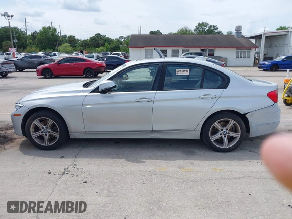 2013 BMW 3 Series 328i with VIN WBA3C1C59DK105001, listed as a IAAI auction lot 41923155 with 73,810 mi miles. Bid and sale history available at carsss.com. Image 15.