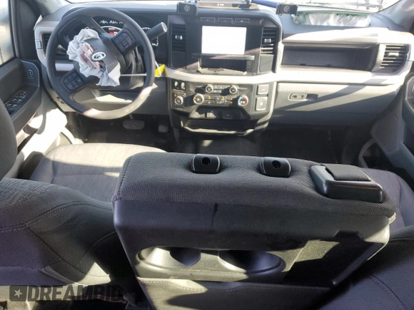 2023 Ford F-250 XL с VIN 1FT8X2BA6PED14930, выставлен на аукционе Copart как лот 48710545 с пробегом 54 330 миль миль и Списание • Salvage title. История ставок и продаж доступна на DreamBid. Изображение 8.