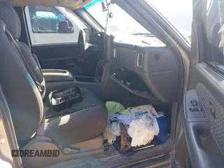 2004 Chevrolet Avalanche Z66 with VIN 3GNEC12T04G257937, listed as a IAAI auction lot 41721310 with Not Provided miles and . Bid and sale history available at DreamBid. Image 5.
