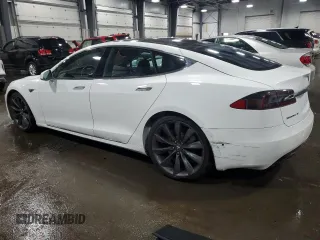 2016 Tesla Model S 90D with VIN 5YJSA1E22GF150015, listed as a Copart auction lot 61559375 with 75,609 mi miles and Salvage title. Bid and sale history available at DreamBid. Image 2.