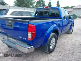 2015 Nissan Frontier SV with VIN 1N6AD0CW1FN767065, listed as a IAAI auction lot 42684729 with 142,212 mi miles and . Bid and sale history available at DreamBid. Image 4.