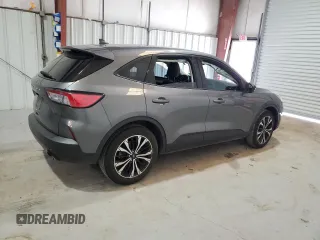 2021 Ford Escape SE with VIN 1FMCU0G69MUA37487, listed as a Copart auction lot 61998435 with 87,810 mi miles and Clean title. Bid and sale history available at DreamBid. Image 3.