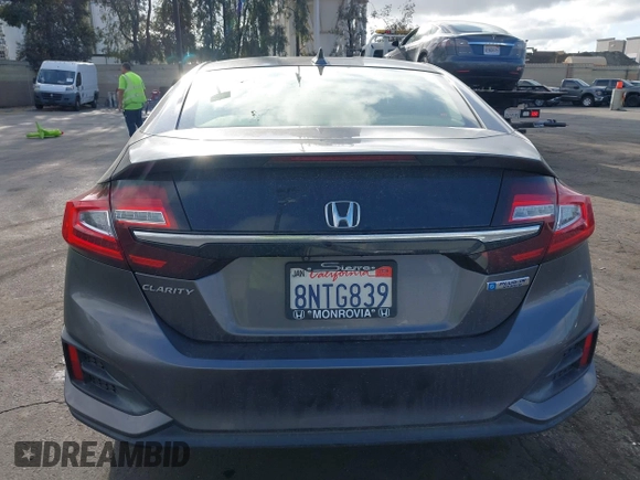 2019 Honda Clarity z VIN JHMZC5F13KC006824, wystawiony jako IAAI lot #42242956 z przebiegiem 79 955 mil mil oraz . Historia ofert i sprzedaży dostępna na DreamBid. Obrazek 17.