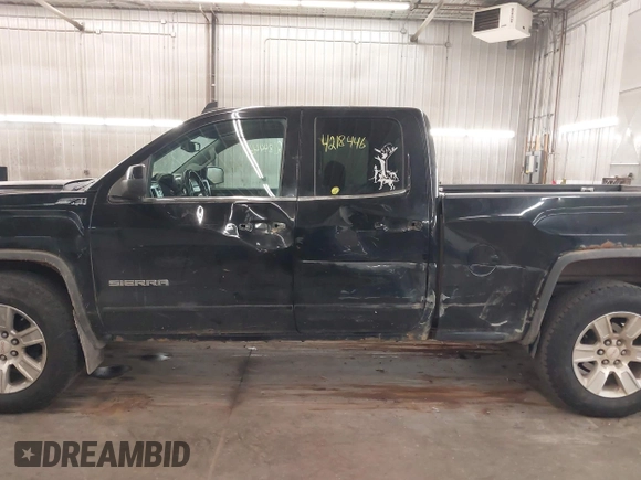 2015 GMC Sierra 1500 SLE z VIN 1GTV2UEC0FZ224982, wystawiony jako IAAI lot #42184446 z przebiegiem 183 712 mil mil oraz . Historia ofert i sprzedaży dostępna na DreamBid. Obrazek 15.
