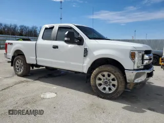 2019 Ford F-250 XL with VIN 1FT7X2B62KEF23095, listed as a Copart auction lot 47957665 with 165,939 mi miles and Salvage Title. Bid and sale history available at DreamBid. Image 4.