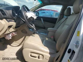 2010 Toyota Highlander SE with VIN 5TDJK3EH7AS010179, listed as a Copart auction lot 66545244 with 220,607 mi miles and Salvage Title. Bid and sale history available at carsss.com. Image 7.