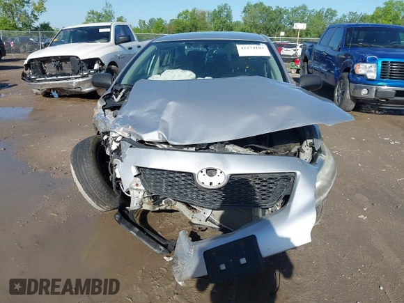 2010 Toyota Corolla z VIN 1NXBU4EE6AZ294311, wystawiony jako IAAI lot #42274105 z przebiegiem Nie podano mil oraz . Historia ofert i sprzedaży dostępna na DreamBid. Obrazek 13.