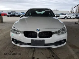 2018 BMW 3 Series 320i with VIN WBA8E1G55JNU90335, listed as a Copart auction lot 47554685 with 64,352 mi miles and Salvage Title. Bid and sale history available at carsss.com. Image 5.