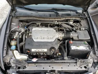 2011 Honda Accord EX-L with VIN 1HGCP3F8XBA011819, listed as a Copart auction lot 60412625 with 164,931 mi miles and Salvage title. Bid and sale history available at DreamBid. Image 11.