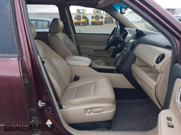 2012 Honda Pilot EX-L with VIN 5FNYF3H59CB040568, listed as a IAAI auction lot 42195882 with 211,487 mi miles and . Bid and sale history available at carsss.com. Image 5.