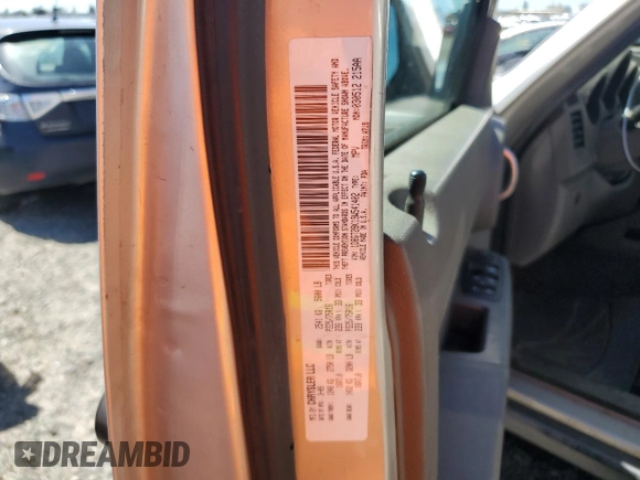 2009 Dodge Nitro SE z VIN 1D8GT28K19W541402, wystawiony jako Copart lot #57487874 z przebiegiem 189 653 mil mil oraz Szkoda całkowita • Salvage title. Historia ofert i sprzedaży dostępna na DreamBid. Obrazek 12.