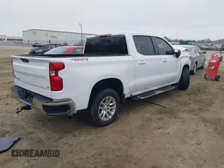2021 Chevrolet Silverado 1500 LT with VIN 3GCUYDET7MG349971, listed as a IAAI auction lot 41186168 with 48,335 mi miles. Bid and sale history available at carsss.com. Image 4.