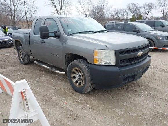 2008 Chevrolet Silverado 1500 Work Truck with VIN 1GCEC19X08Z236724, listed as a IAAI auction lot 41831826 with 133,888 mi miles. Bid and sale history available at carsss.com. Image 1.