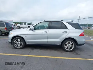 2012 Mercedes-Benz M ML 350 with VIN 4JGDA5HB5CA012821, listed as a IAAI auction lot 42128070 with 94,749 mi miles. Bid and sale history available at carsss.com. Image 14.