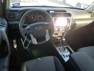 2022 Toyota 4Runner SR5 Premium with VIN JTENU5JRXN6059707, listed as a Copart auction lot 44274095 with 21,404 mi miles and Salvage Title. Bid and sale history available at carsss.com. Image 8.