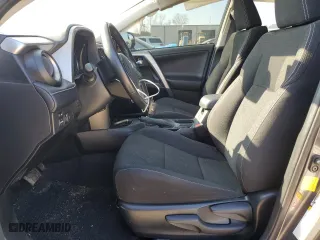 2018 Toyota RAV4 XLE with VIN JTMWFREVXJJ740121, listed as a Copart auction lot 46467085 with 100,648 mi miles and Salvage Title. Bid and sale history available at carsss.com. Image 7.