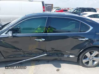 2008 Lexus LS 460 L z VIN JTHGL46F885026836, wystawiony jako IAAI lot #41881113 z przebiegiem 124 883 mil mil oraz . Historia ofert i sprzedaży dostępna na DreamBid. Obrazek 14.