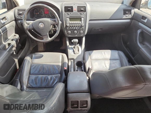 2006 Volkswagen Jetta 1.9L TDI z VIN 3VWDT71K46M043065, wystawiony jako Copart lot #62080885 z przebiegiem 279 917 mil mil oraz Nie do naprawy • Non repairable. Historia ofert i sprzedaży dostępna na DreamBid. Obrazek 8.