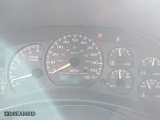 2002 Chevrolet Avalanche with VIN 3GNGK23G02G245206, listed as a IAAI auction lot 41467951 with 147,862 mi miles. Bid and sale history available at carsss.com. Image 7.