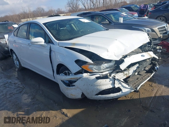 2014 Ford Fusion SE with VIN 3FA6P0H70ER312212, listed as a IAAI auction lot 41654172 with 122,744 mi miles. Bid and sale history available at carsss.com. Image 1.