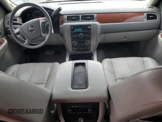 2008 GMC Yukon SLT w/4SB with VIN 1GKFK13038J218076, listed as a Copart auction lot 47581505 with 184,880 mi miles and Salvage Title. Bid and sale history available at carsss.com. Image 8.