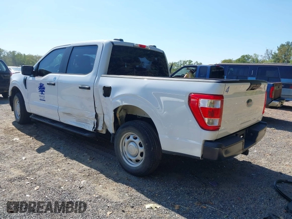 2021 Ford F-150 XL z VIN 1FTEW1C5XMKE11370, wystawiony jako IAAI lot #40300673 z przebiegiem 37 300 mil mil oraz . Historia ofert i sprzedaży dostępna na DreamBid. Obrazek 3.